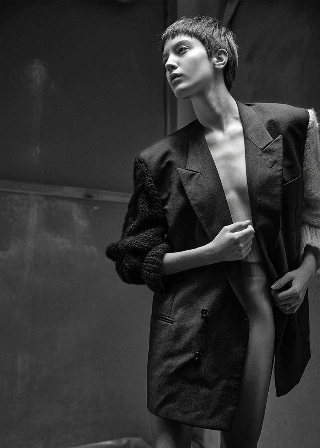 Sartorial bi-color igloo sleeve jacket